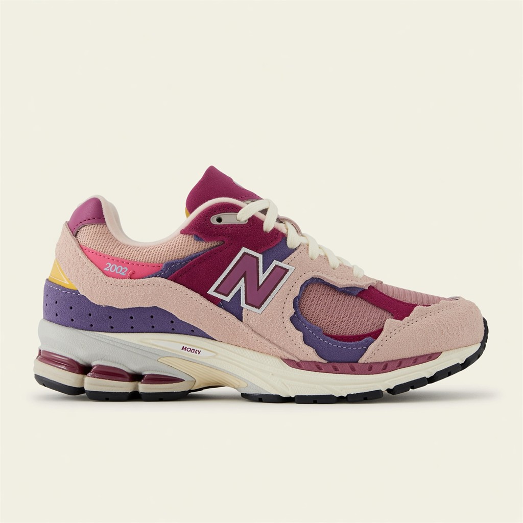 New Balance 2002R — Rose / Violet / Bordeaux