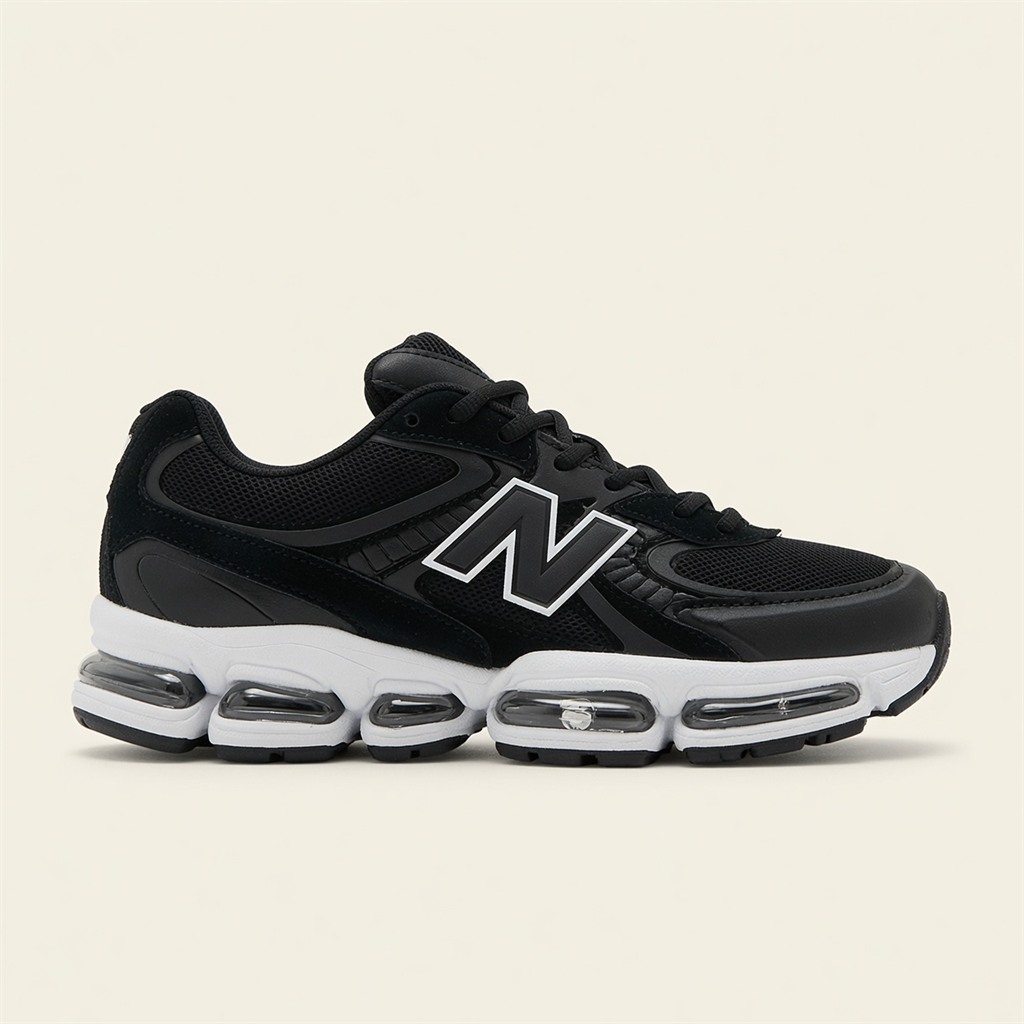 New Balance 9060 — Noir / Blanc