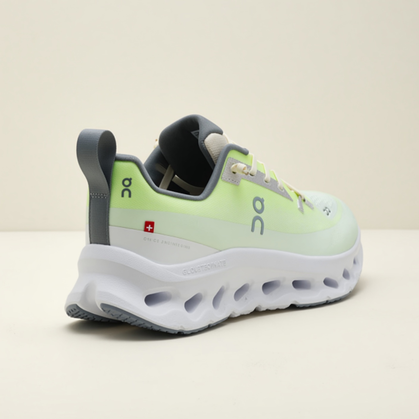 On Cloudmonster Hyper — Vert Lime / Gris vue 2